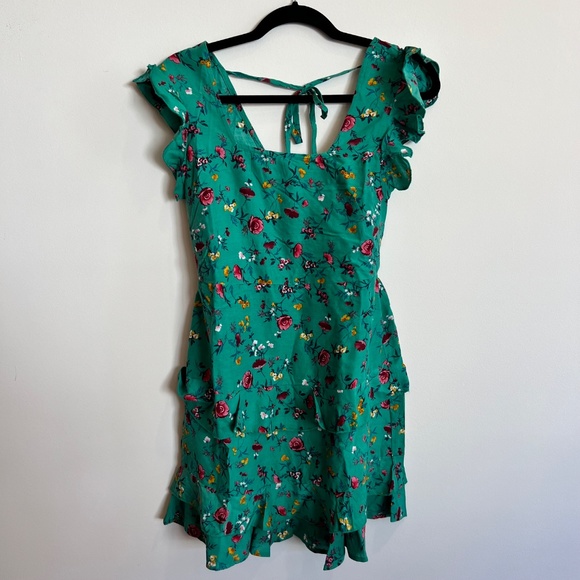 BOG COLLECTIVE LOTTIE & HOLLY GREEN PINK FLORAL MINI DRESS SIZE MEDI TIERED NWT - Picture 4 of 8